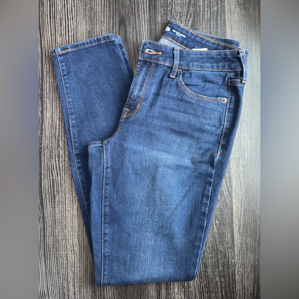 Old Navy - Women’s “Pop Icon Skinny- Mid Rise Jeans”